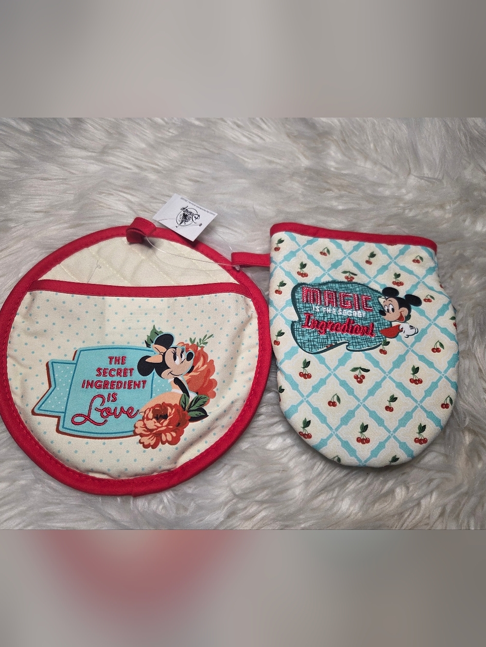 Disney Minnie&Mikey Floral&Cherry Oven Mitts & Pot Holder Set NwT